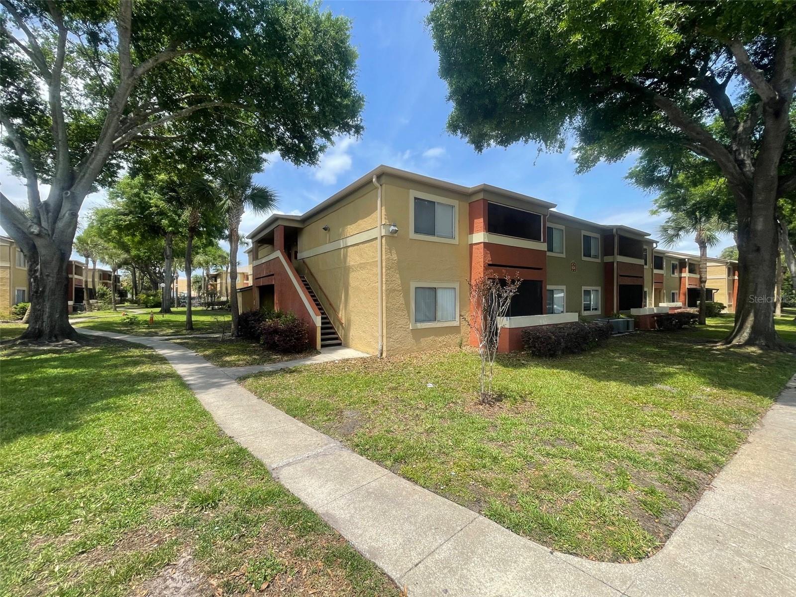 OXFORD SQUARE CONDO - Residential