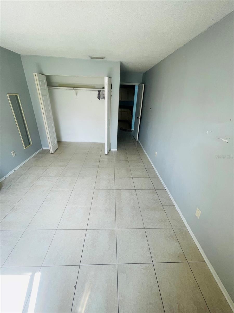 OXFORD SQUARE CONDO - Residential