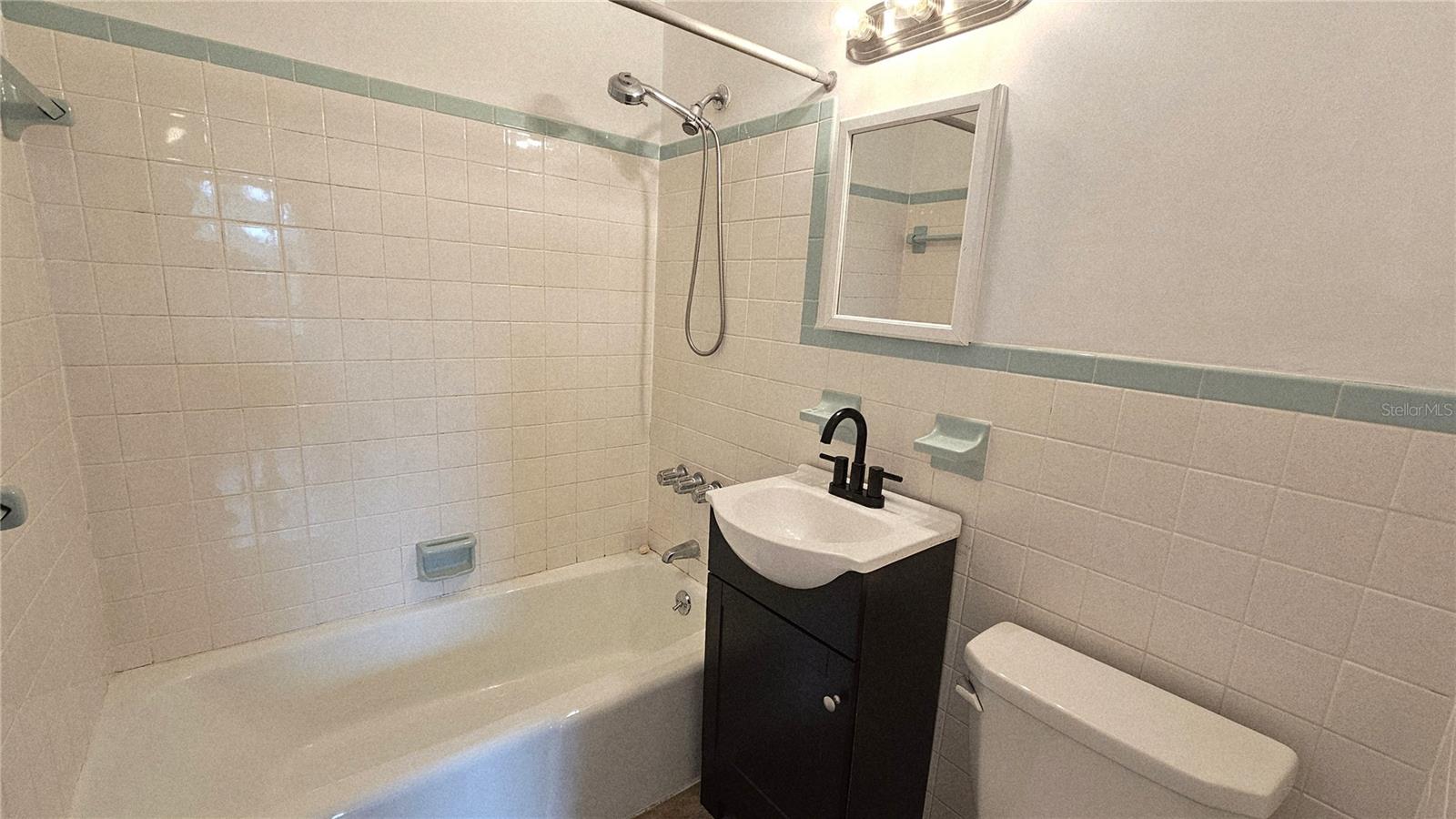 LAMPPS SUB OF LTS 81 & 82 - Residential Lease
