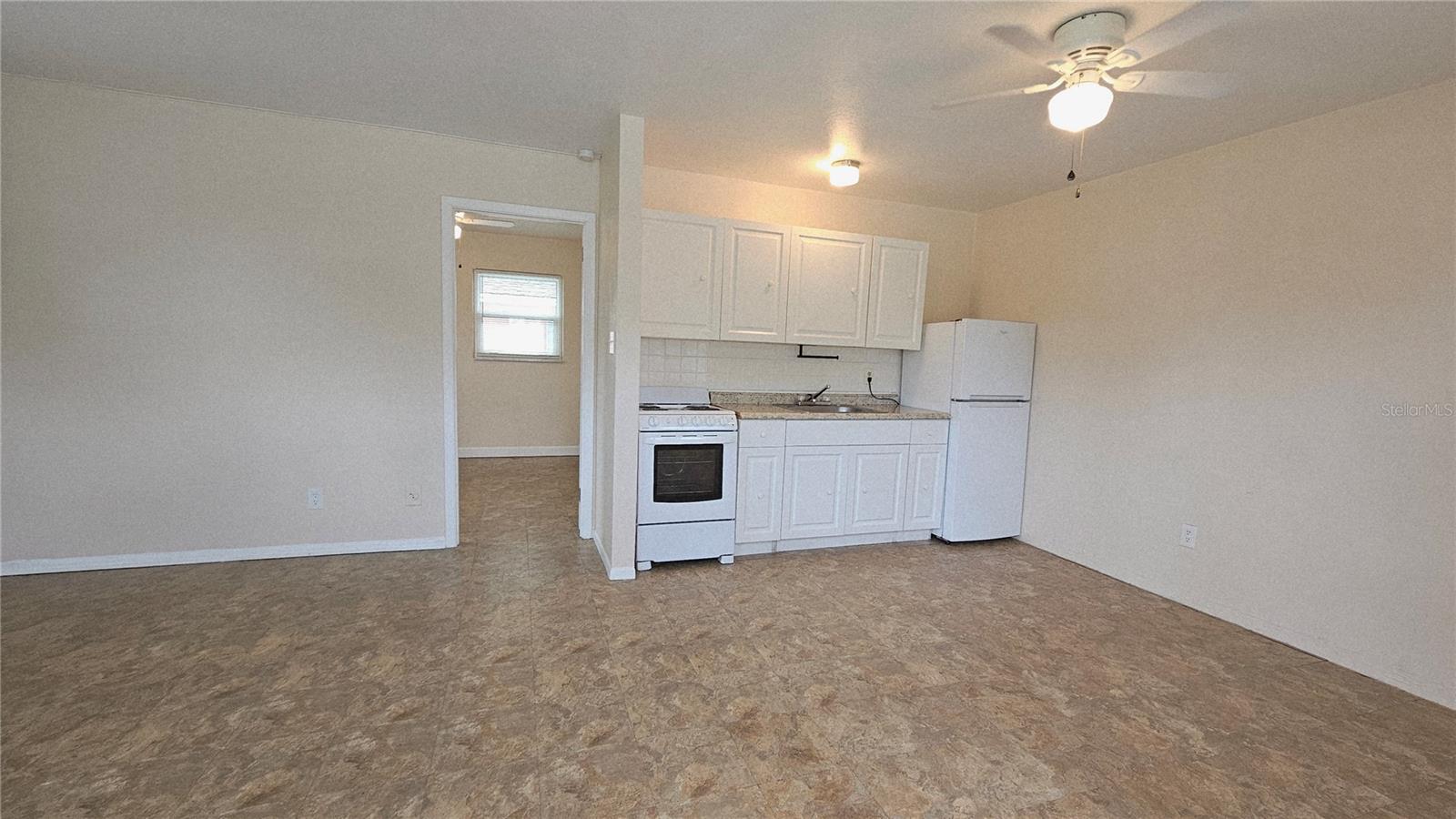 LAMPPS SUB OF LTS 81 & 82 - Residential Lease