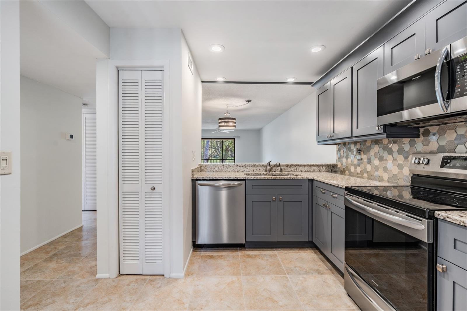 EAST LAKE WOODLANDS CONDO - Residential