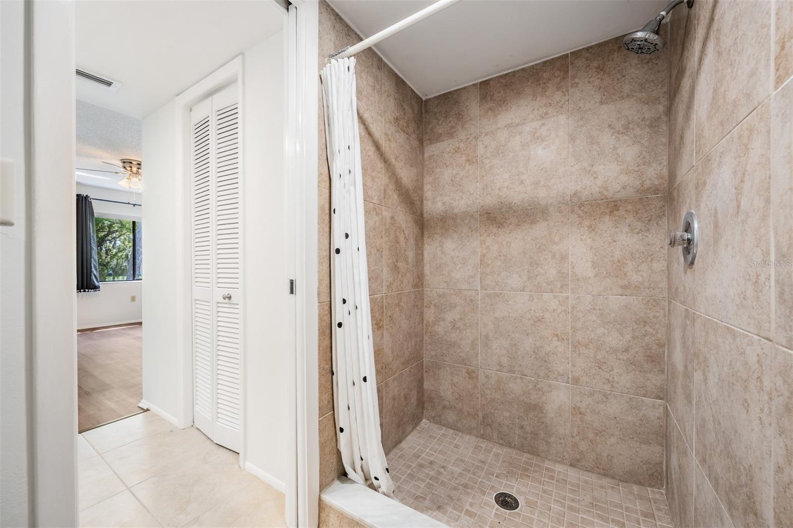 EAST LAKE WOODLANDS CONDO - Residential