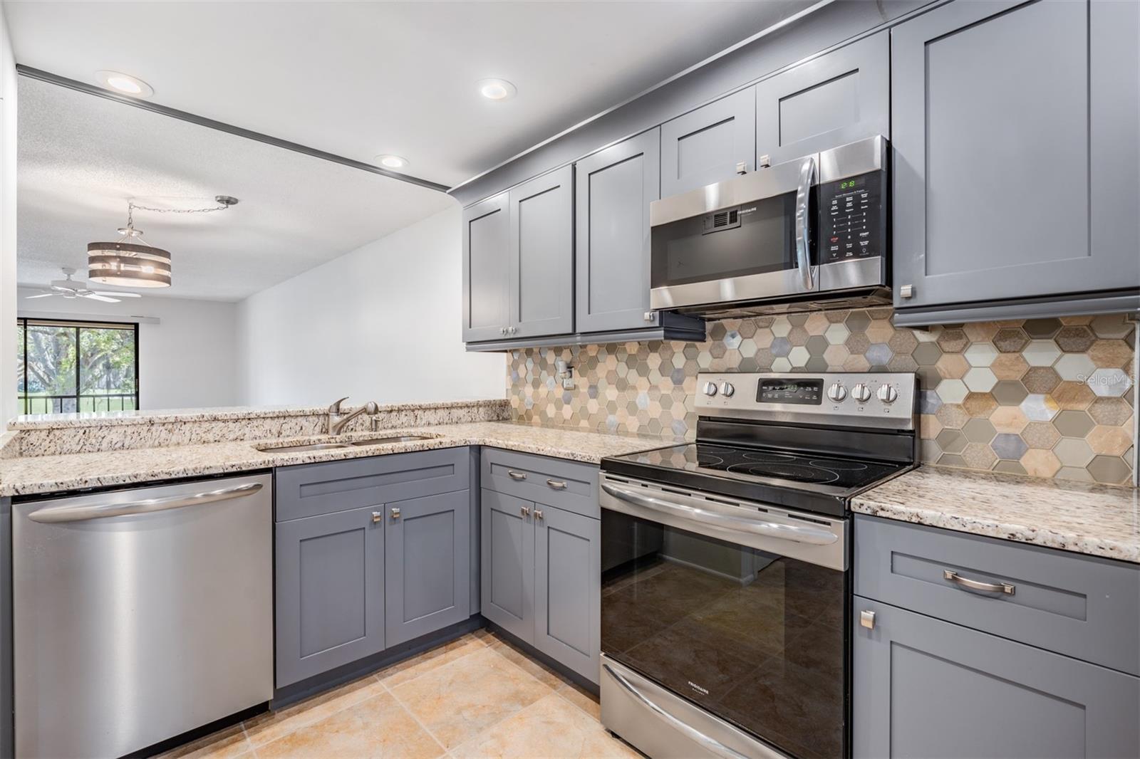 EAST LAKE WOODLANDS CONDO - Residential