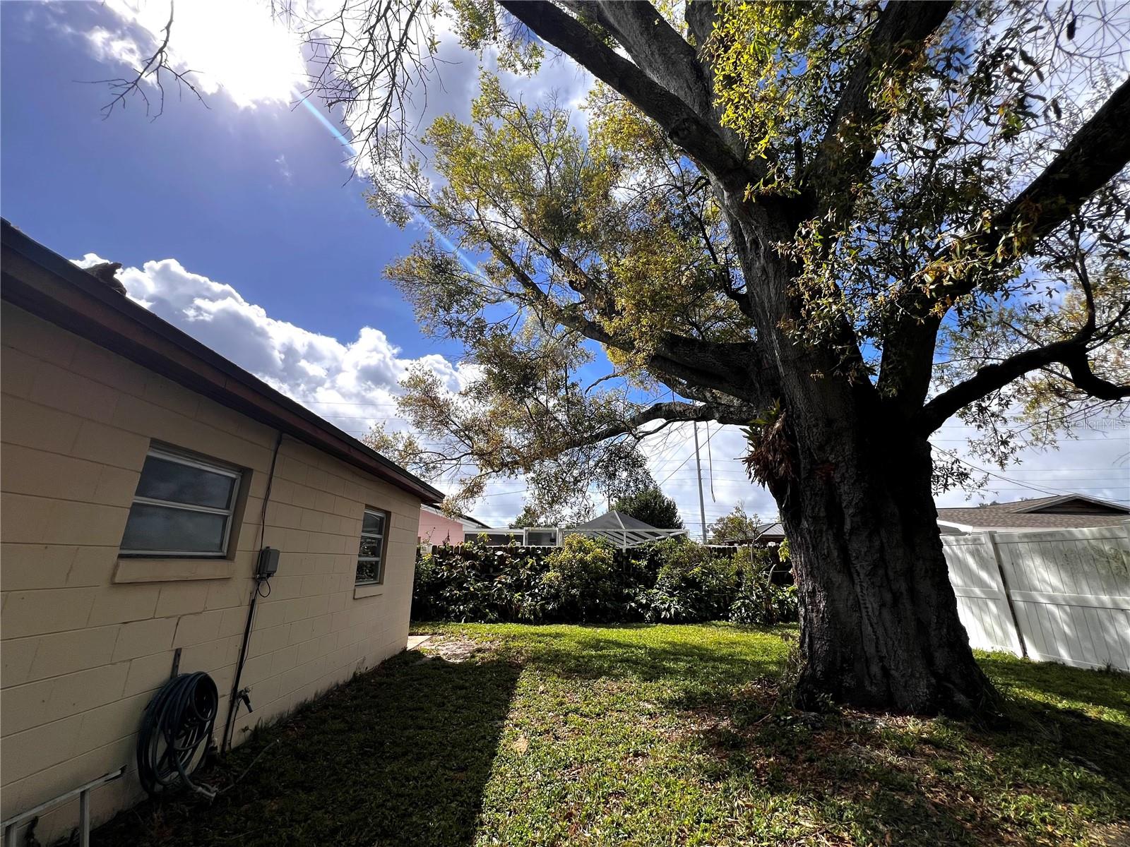 GROVE PARK ESTATES UNIT 7 - Residential