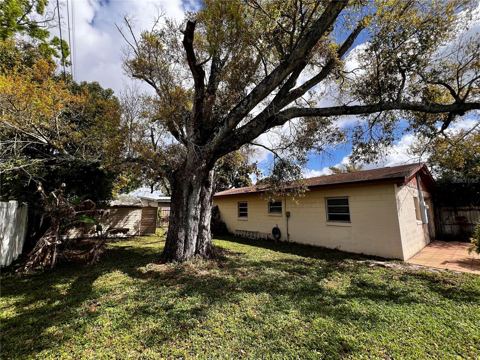 GROVE PARK ESTATES UNIT 7 - Residential