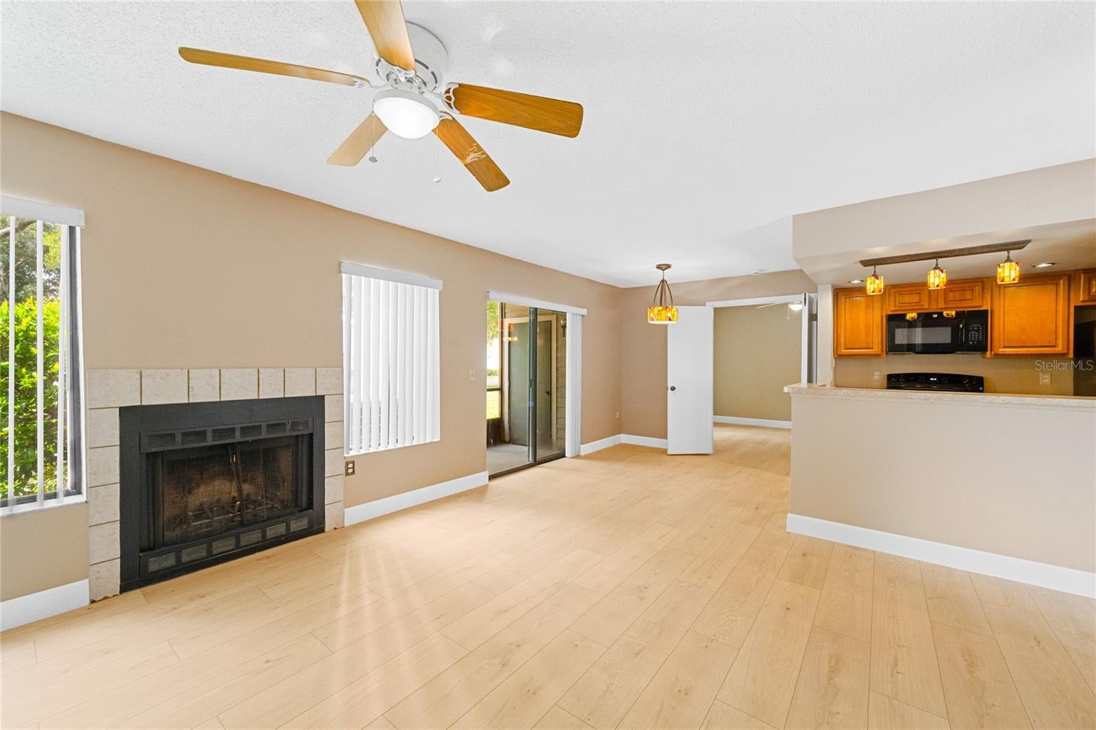 543 SUN RIDGE PLACE 102