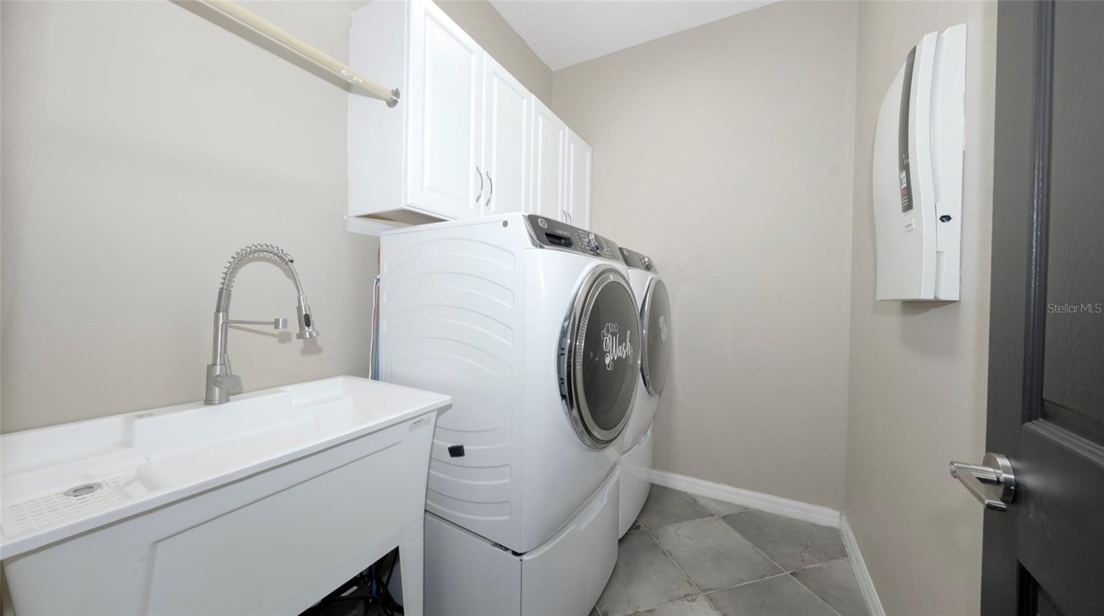 HEATHER GLEN AT SWEETWATER COUNTRY CLUB - Residential