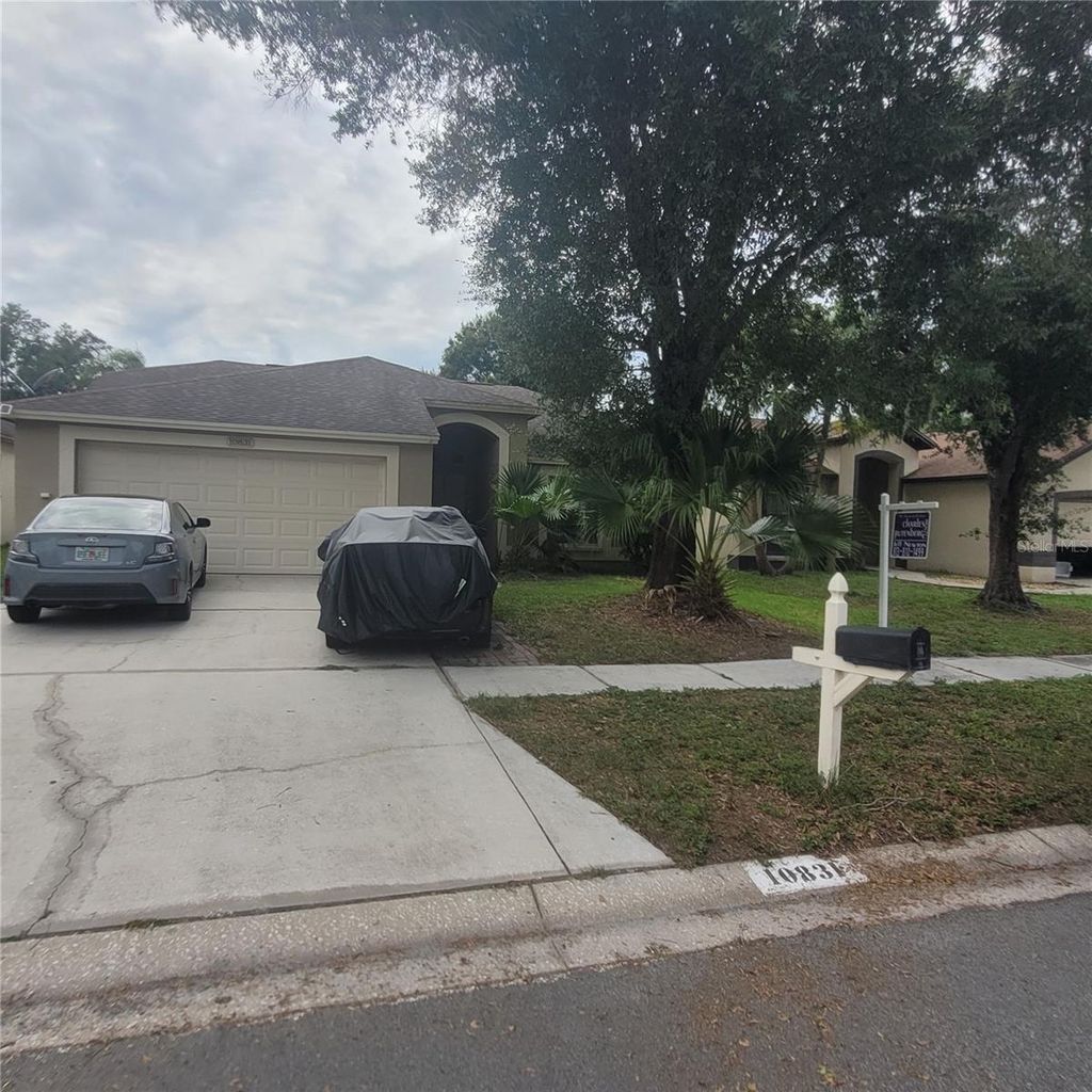 Photo of 10831 Peppersong Drive, Riverview, FL 33578 (MLS # TB8504622)