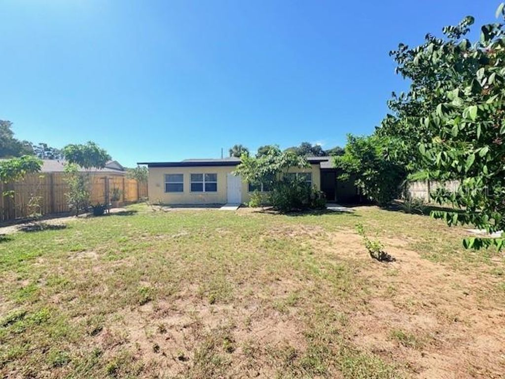 Photo of 6239 Fox Hunt Trail, Orlando, FL 32808 (MLS # O6355730)