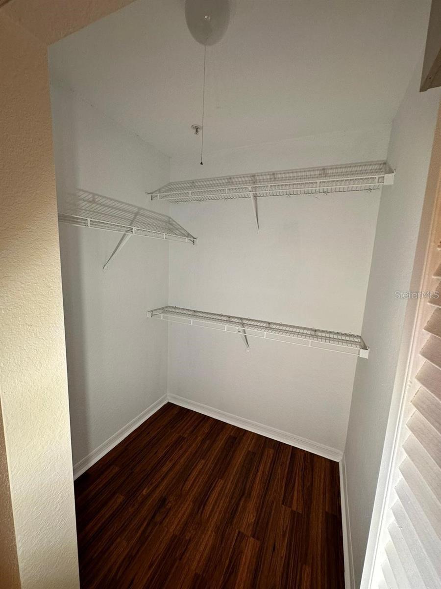 AZUR/METROWEST - Residential