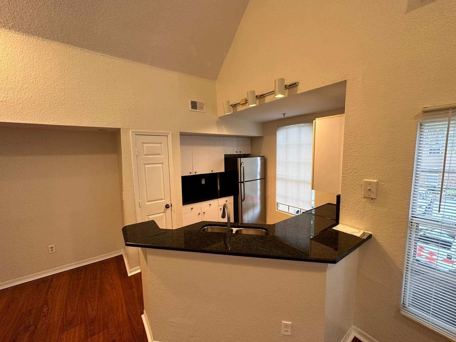 AZUR/METROWEST - Residential