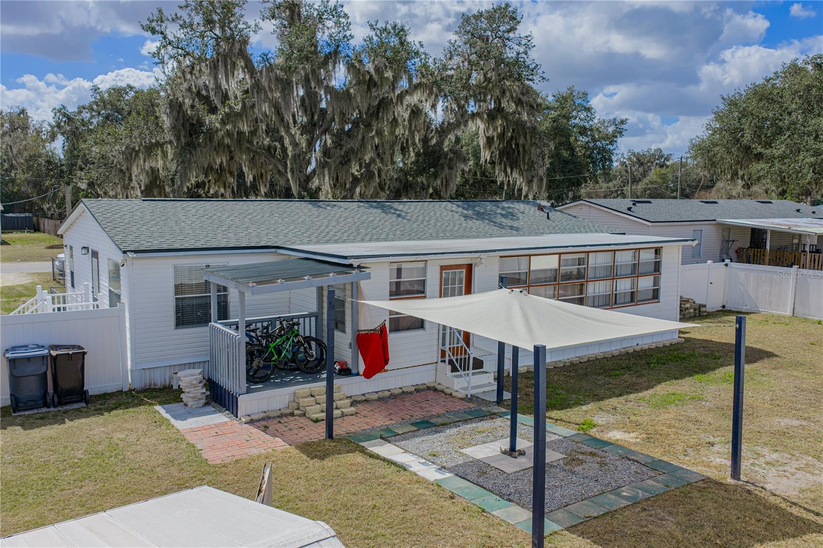 OAK HAMMOCK ESTATES - Residential