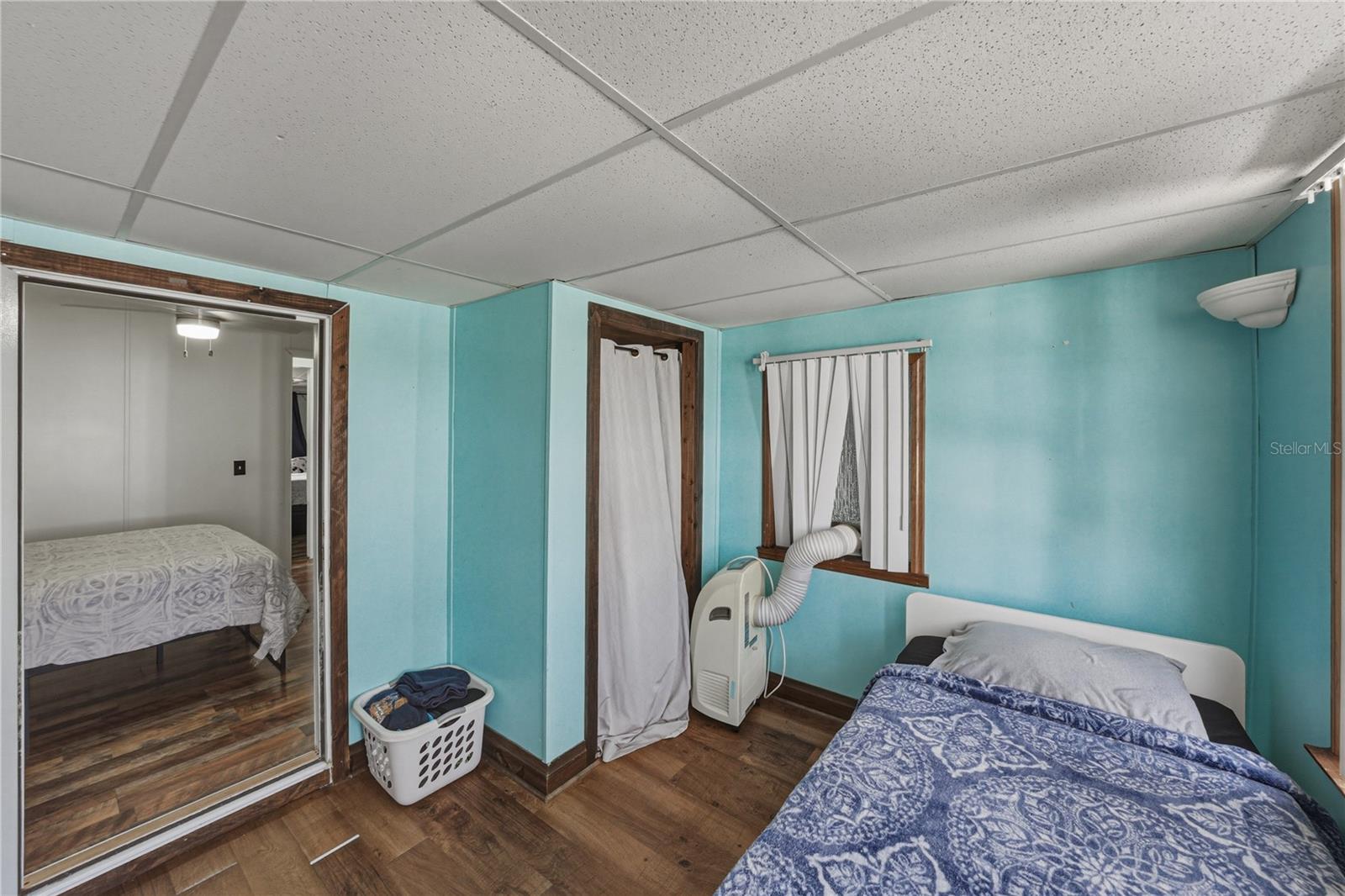 OAK HAMMOCK ESTATES - Residential