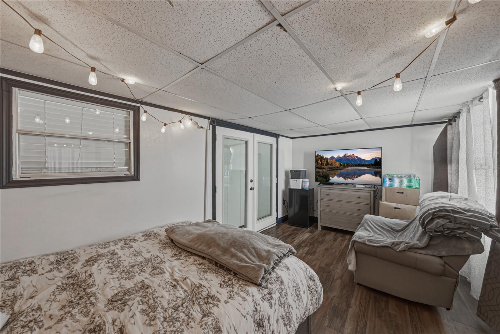 OAK HAMMOCK ESTATES - Residential