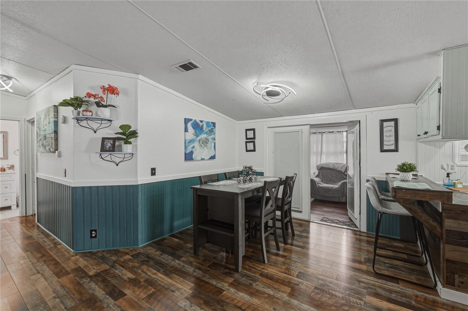 OAK HAMMOCK ESTATES - Residential