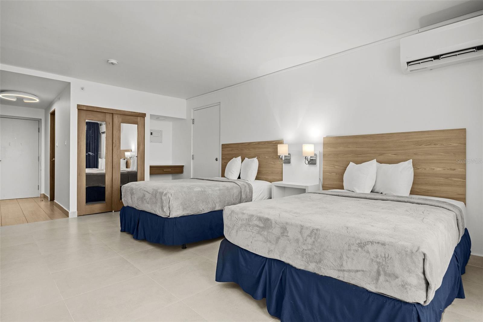 ESJ TOWERS - Residential