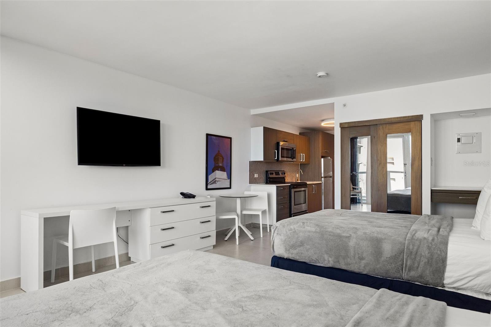 ESJ TOWERS - Residential