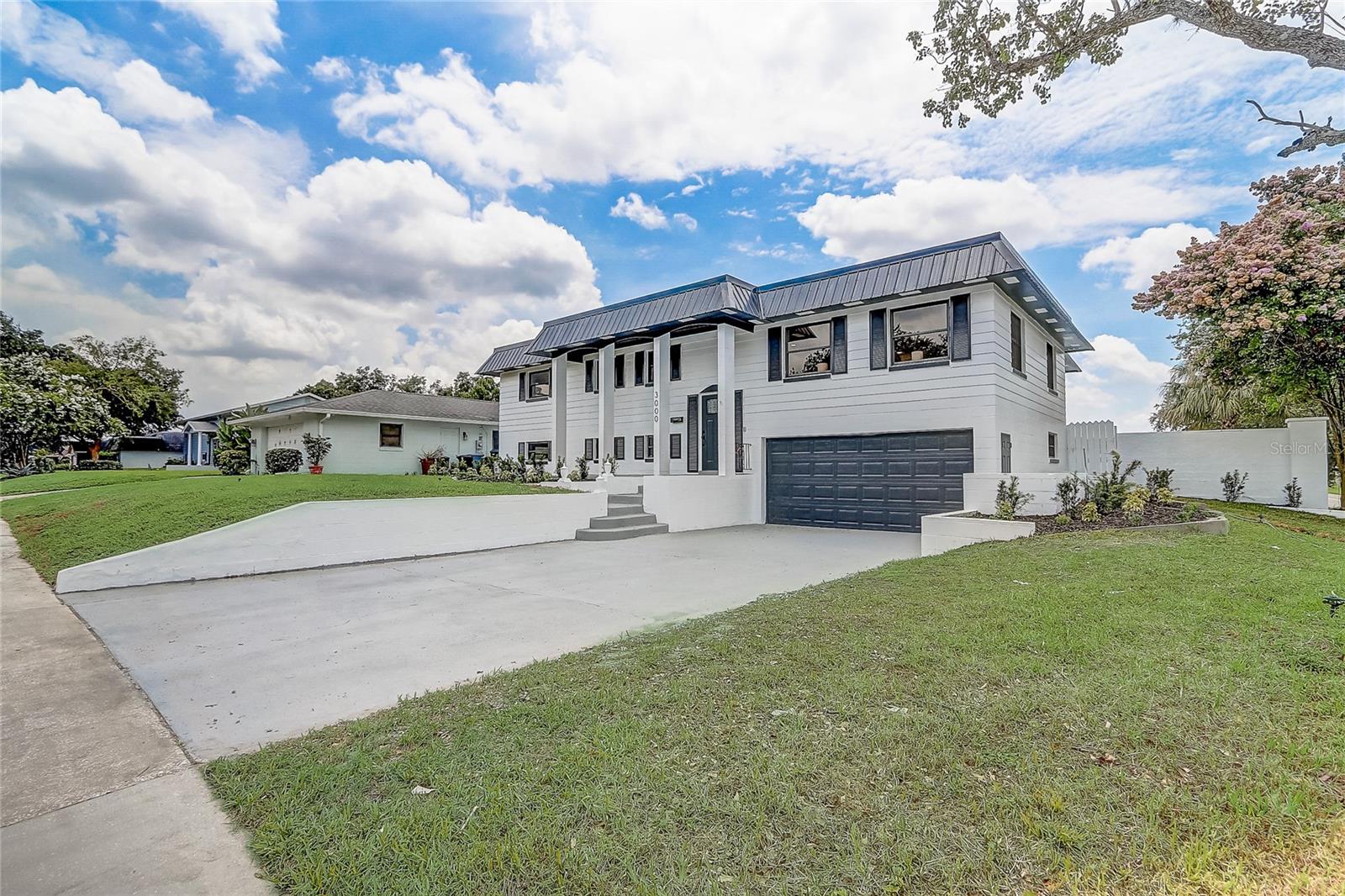 3000 GREENMOUNT ROAD