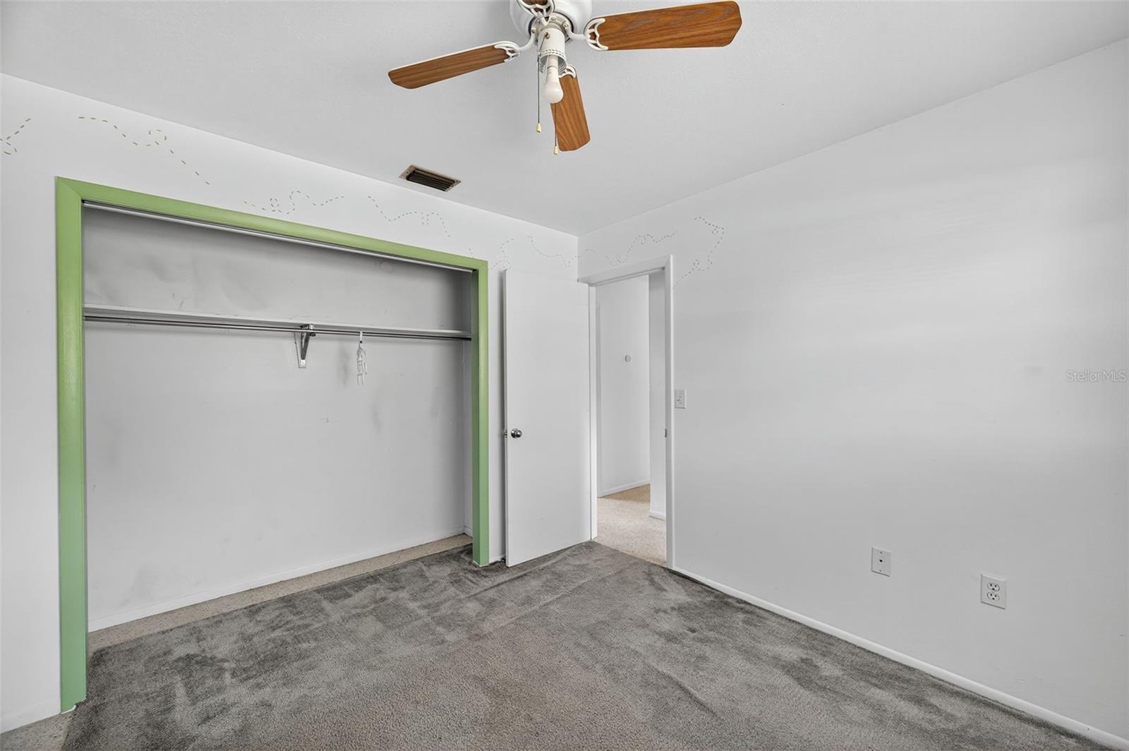 POMS PARK 3 - Residential Lease