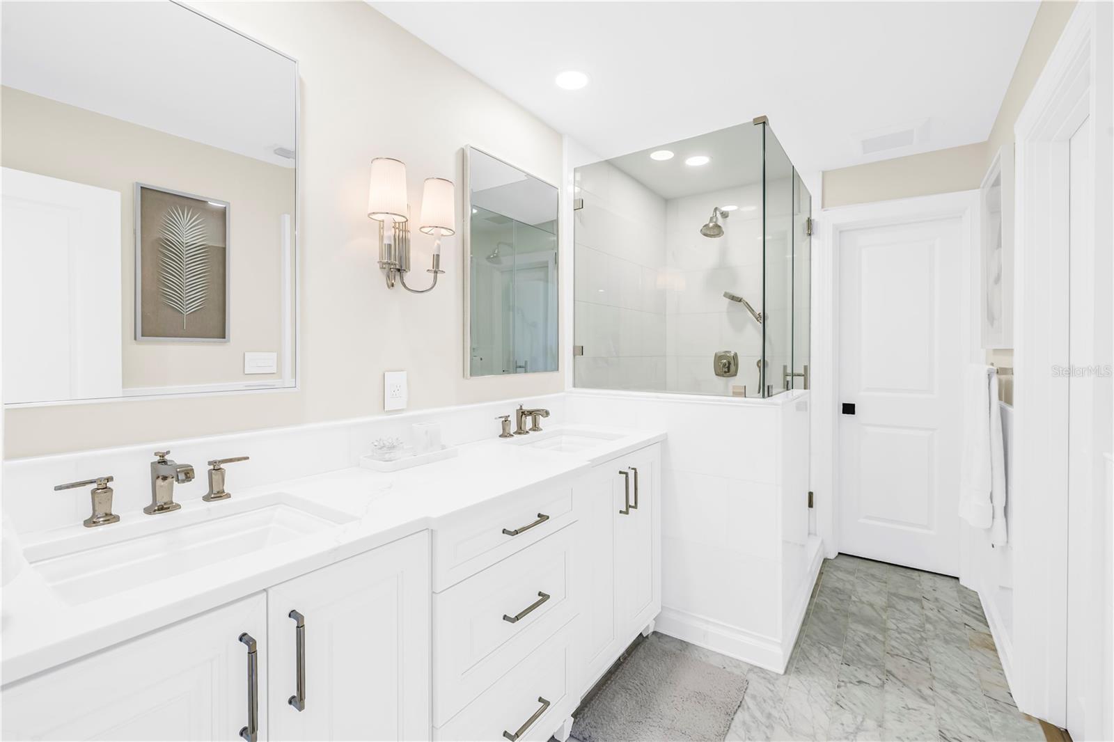 BAYWAY ISLES - Residential