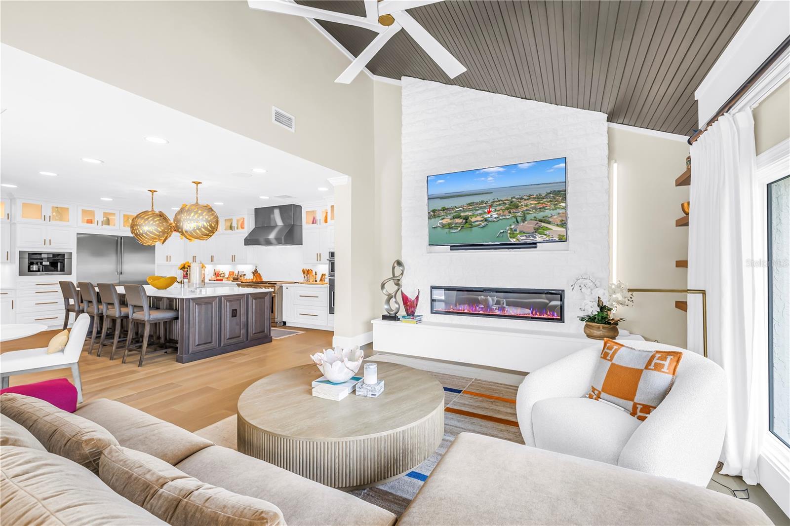 BAYWAY ISLES - Residential