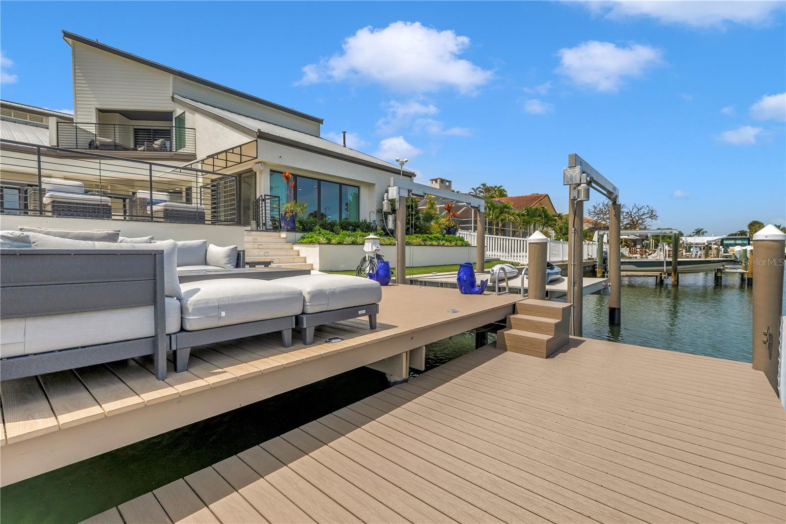 BAYWAY ISLES - Residential