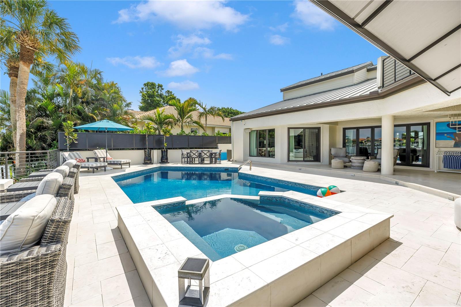 BAYWAY ISLES - Residential