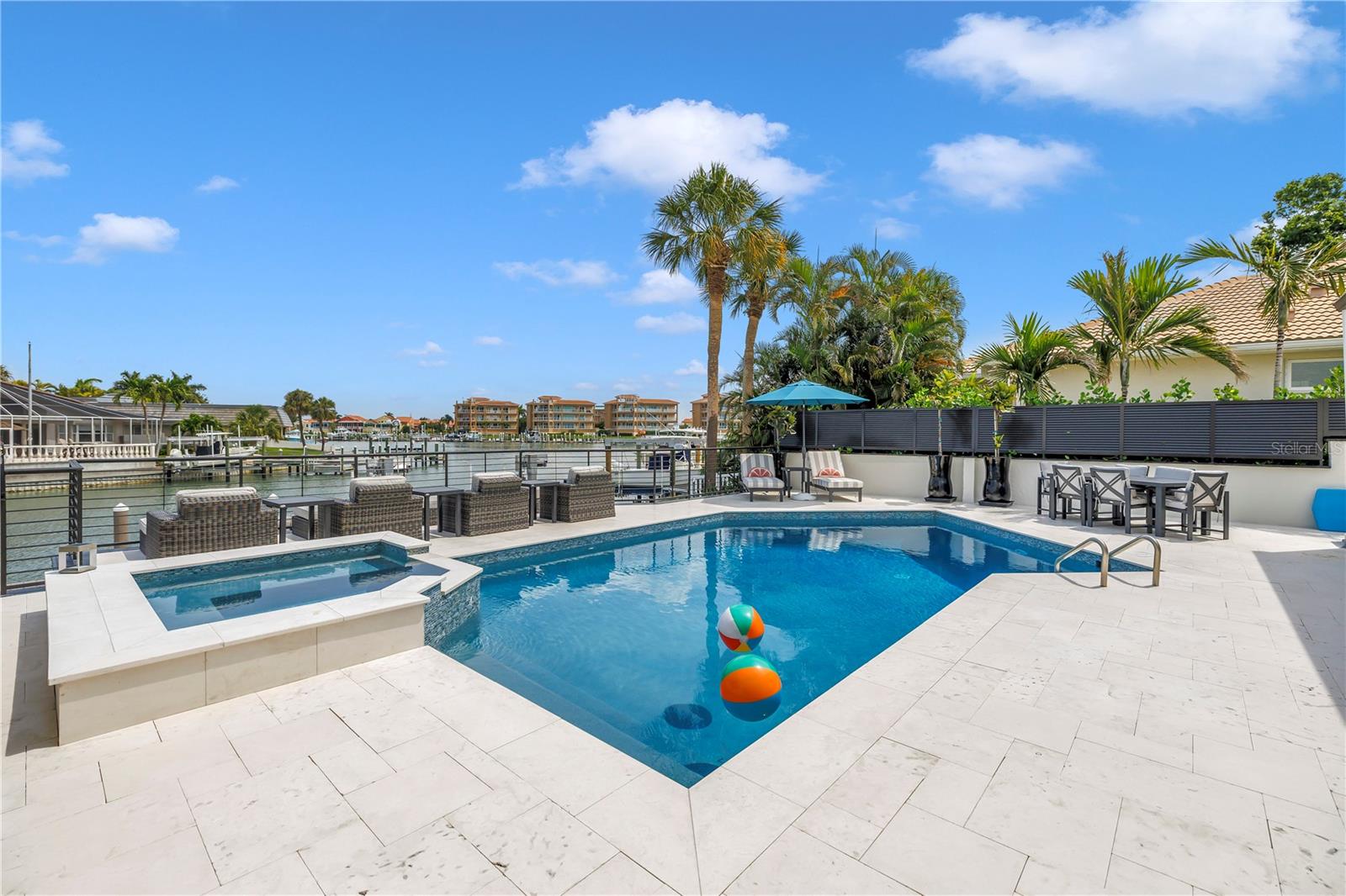 BAYWAY ISLES - Residential