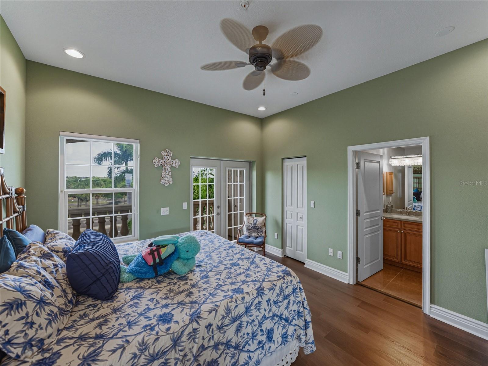 BELLA PLAYA TWNHMS - Residential