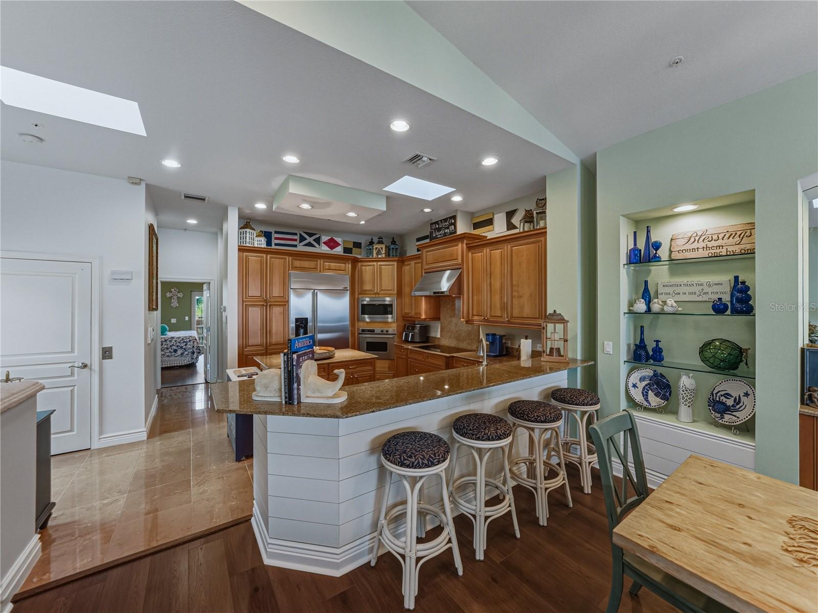 BELLA PLAYA TWNHMS - Residential