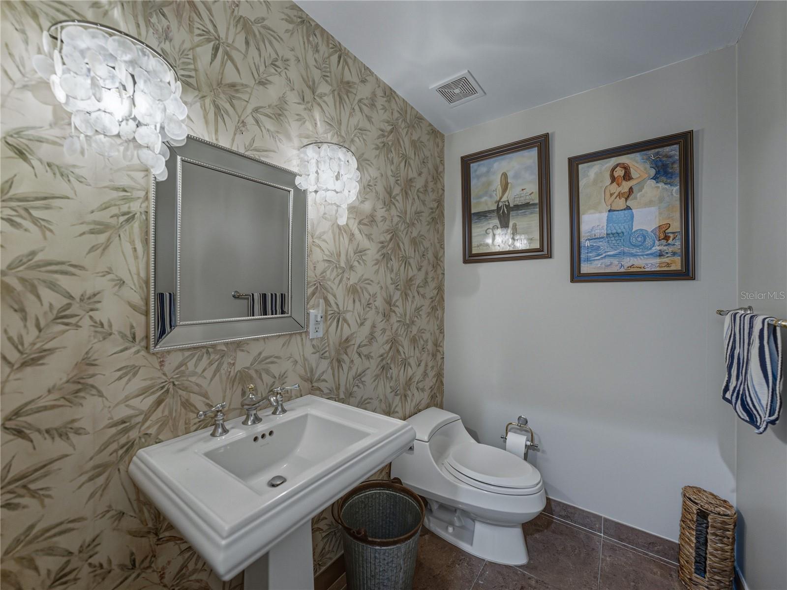 BELLA PLAYA TWNHMS - Residential