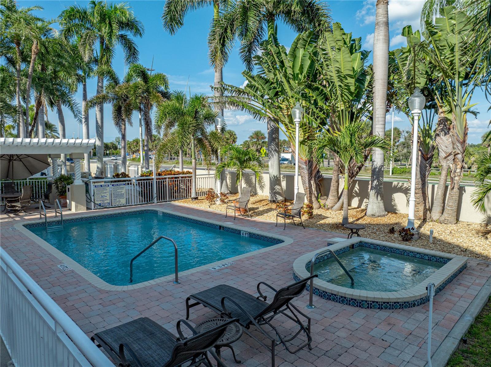 BELLA PLAYA TWNHMS - Residential