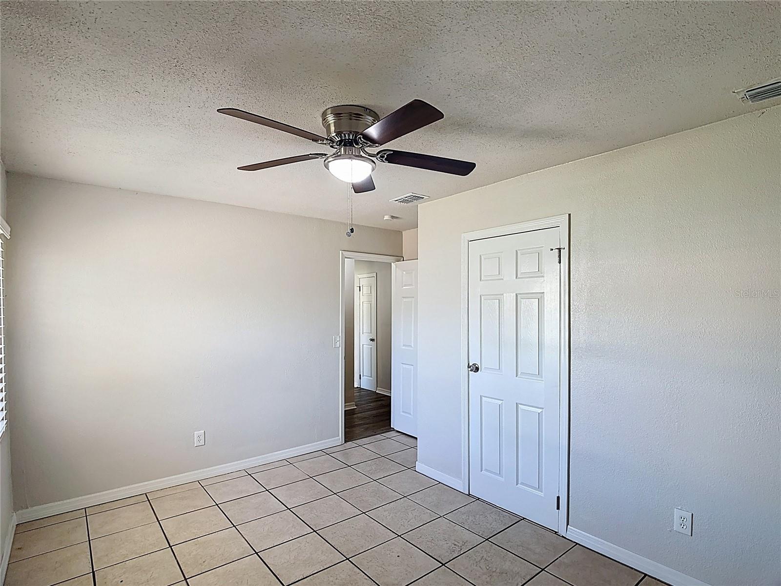 RUSKIN GROWERS SUB UNI - Residential