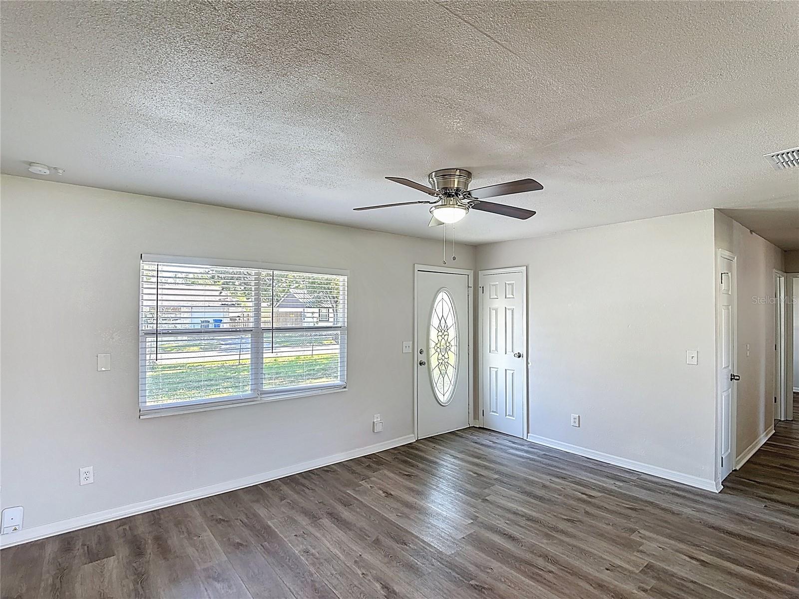 RUSKIN GROWERS SUB UNI - Residential