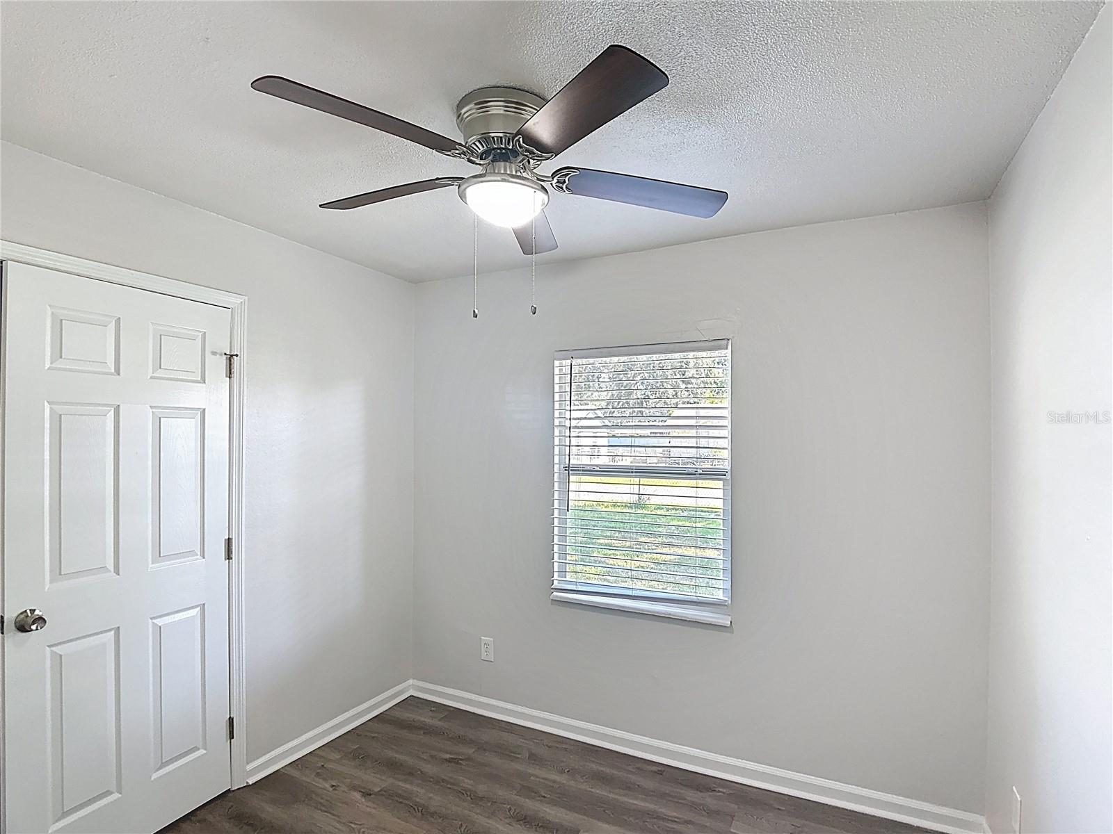 RUSKIN GROWERS SUB UNI - Residential