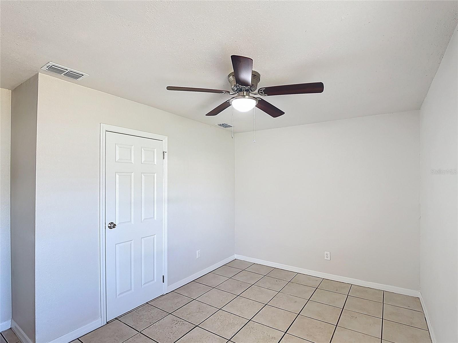 RUSKIN GROWERS SUB UNI - Residential