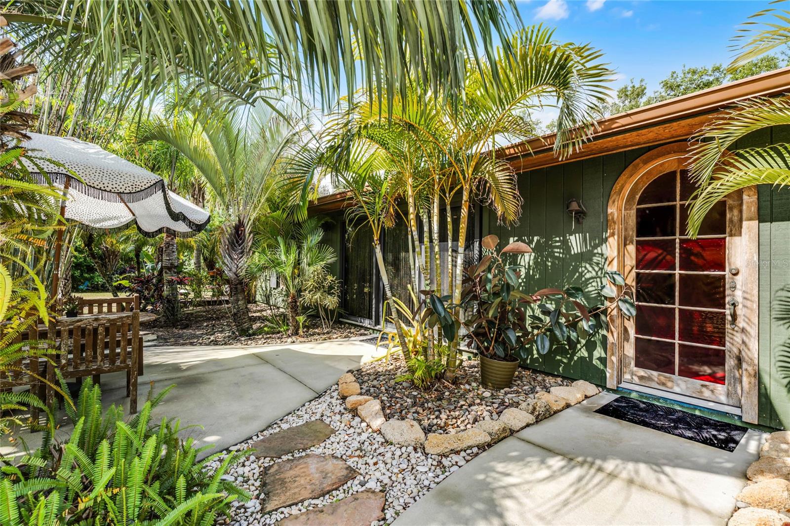 1200 AUGER DRIVE