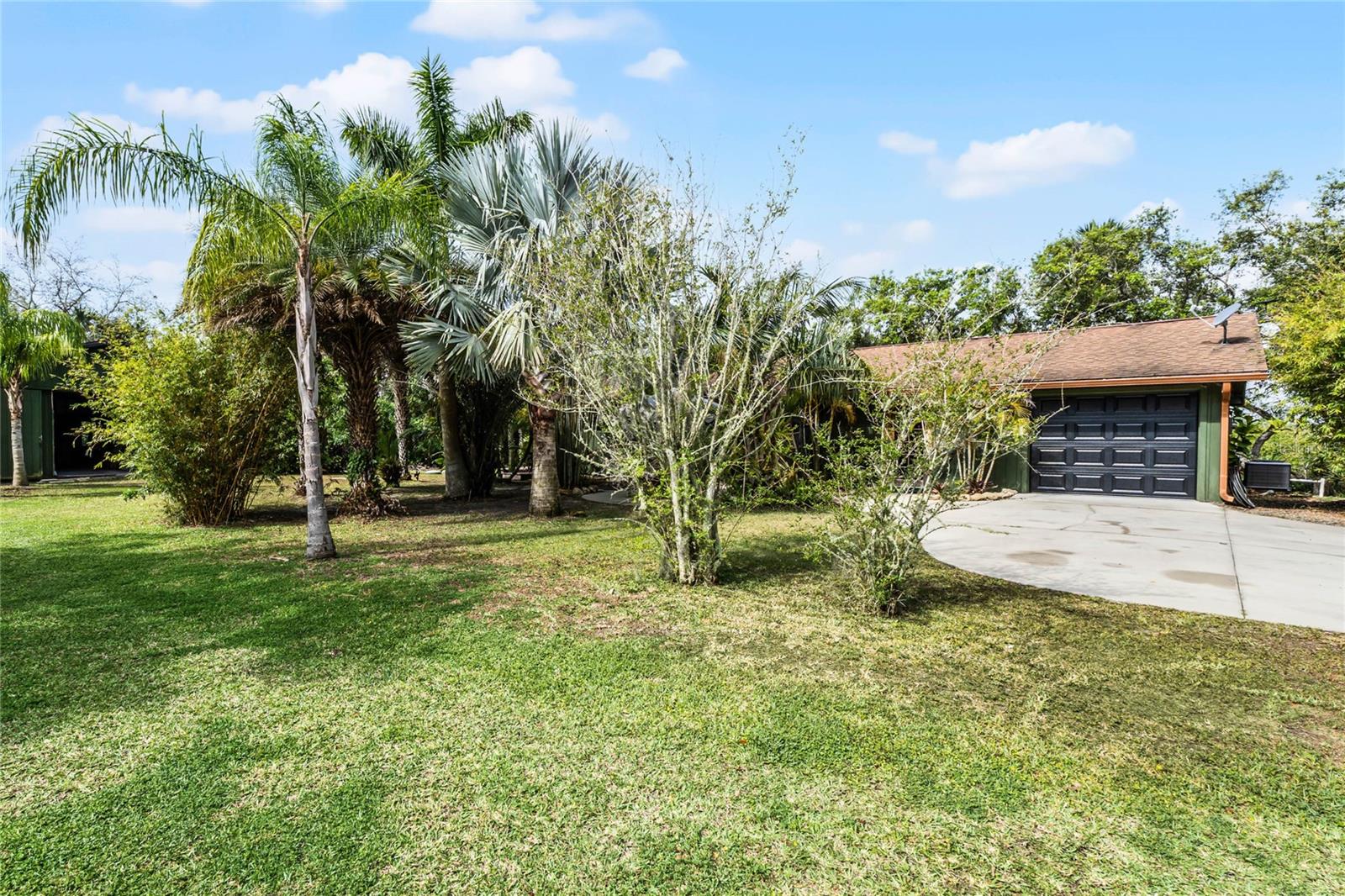 1200 AUGER DRIVE
