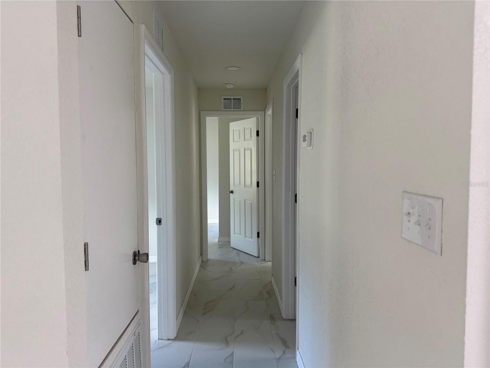 EASY ACRES - Residential