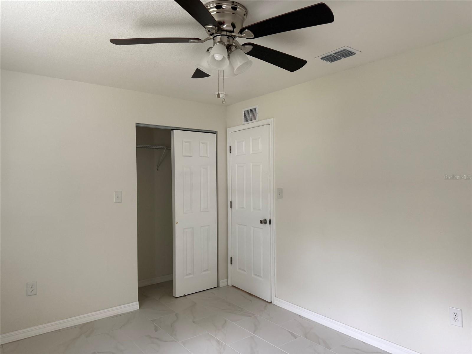 EASY ACRES - Residential