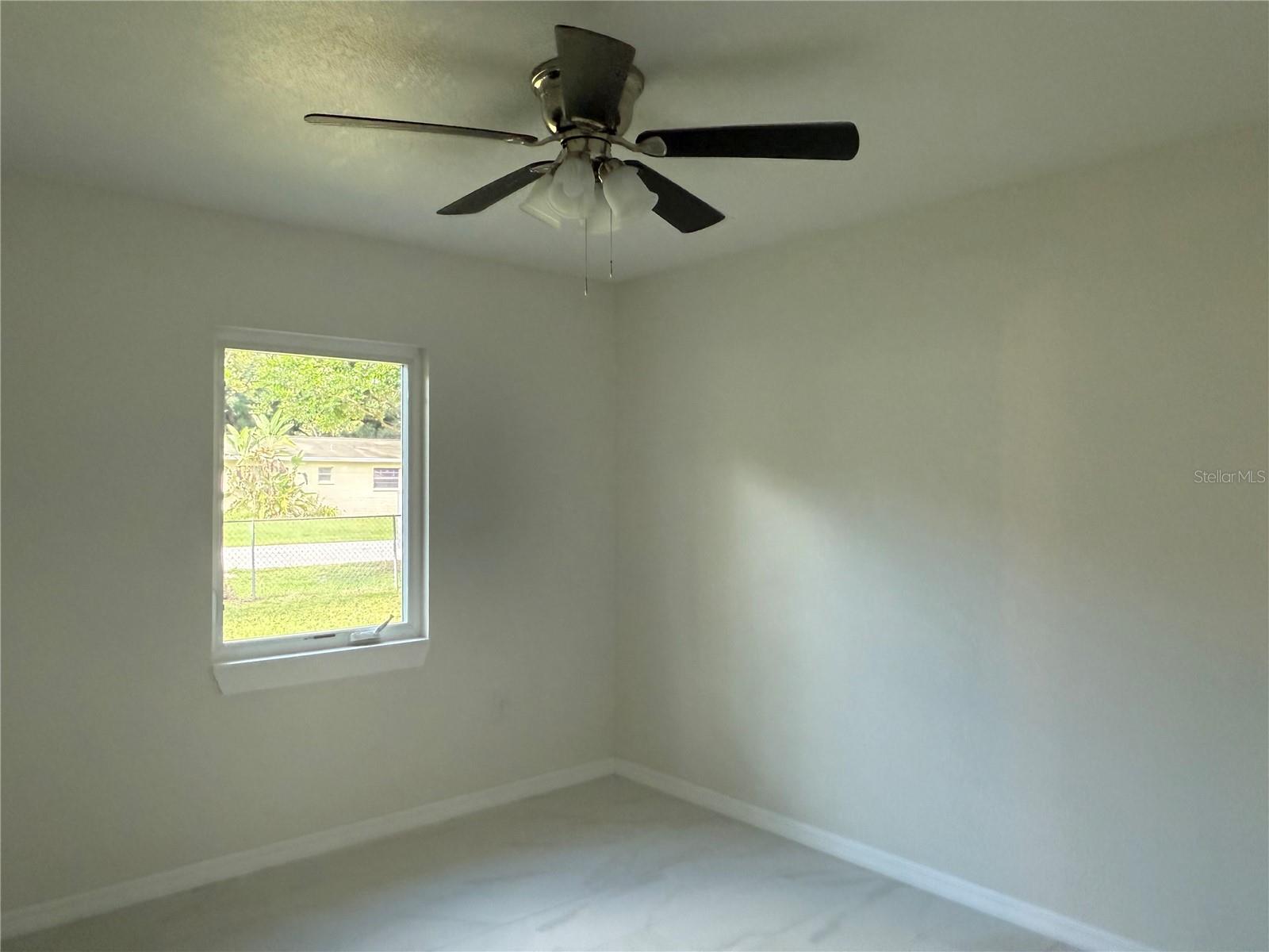 EASY ACRES - Residential
