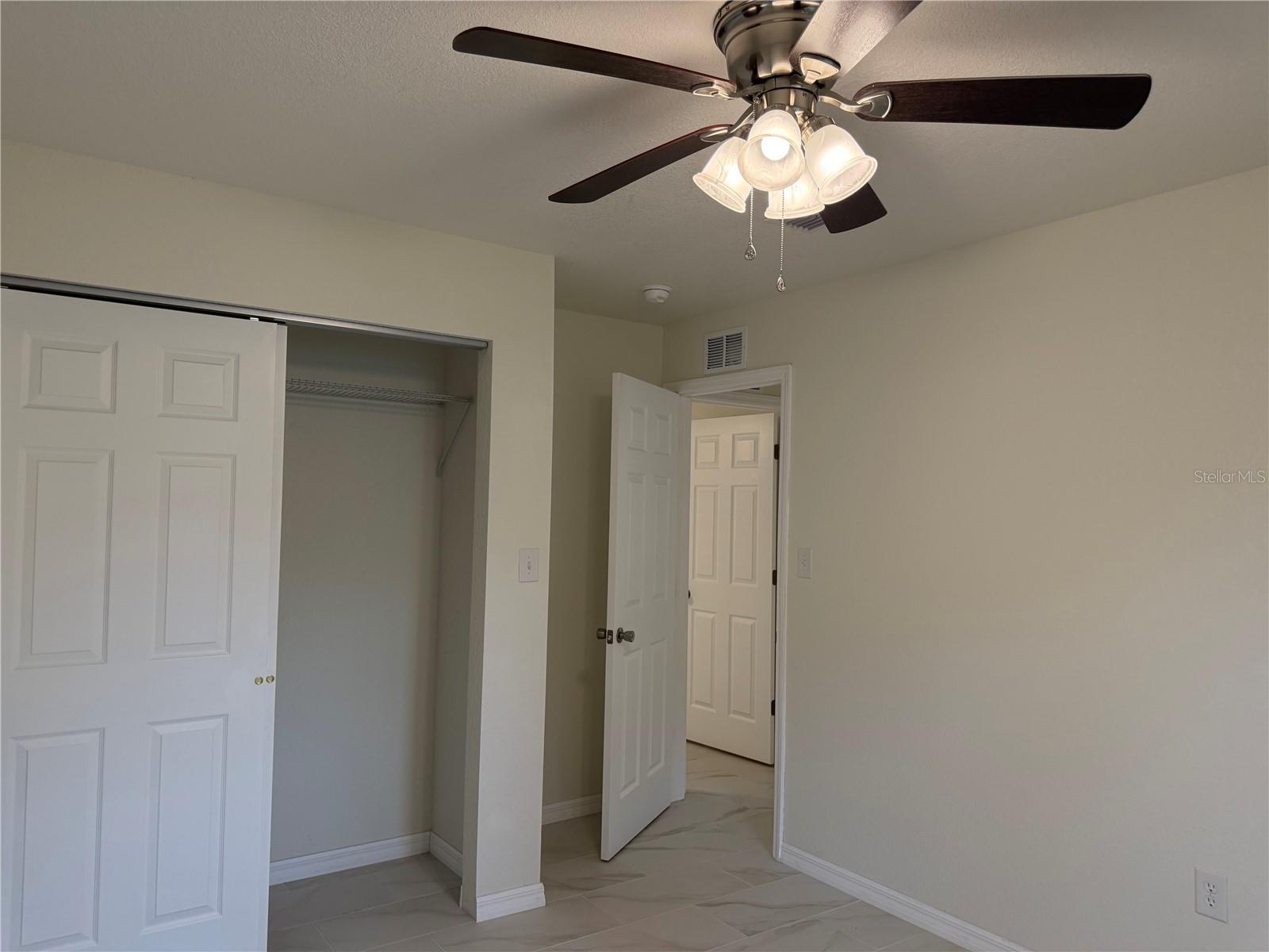EASY ACRES - Residential