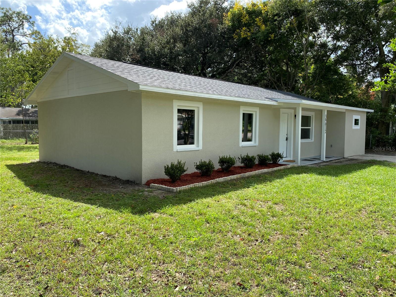 EASY ACRES - Residential