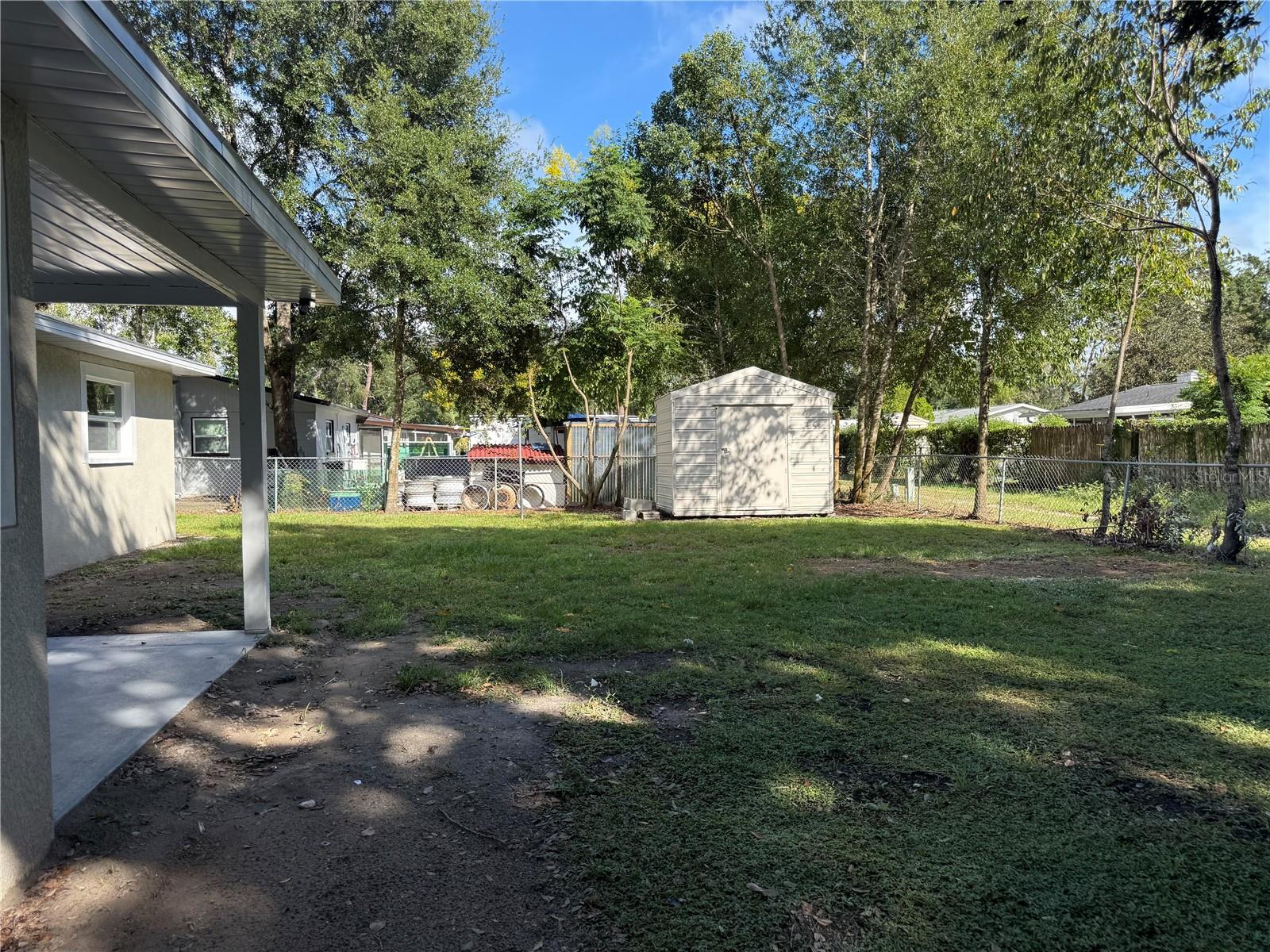 EASY ACRES - Residential