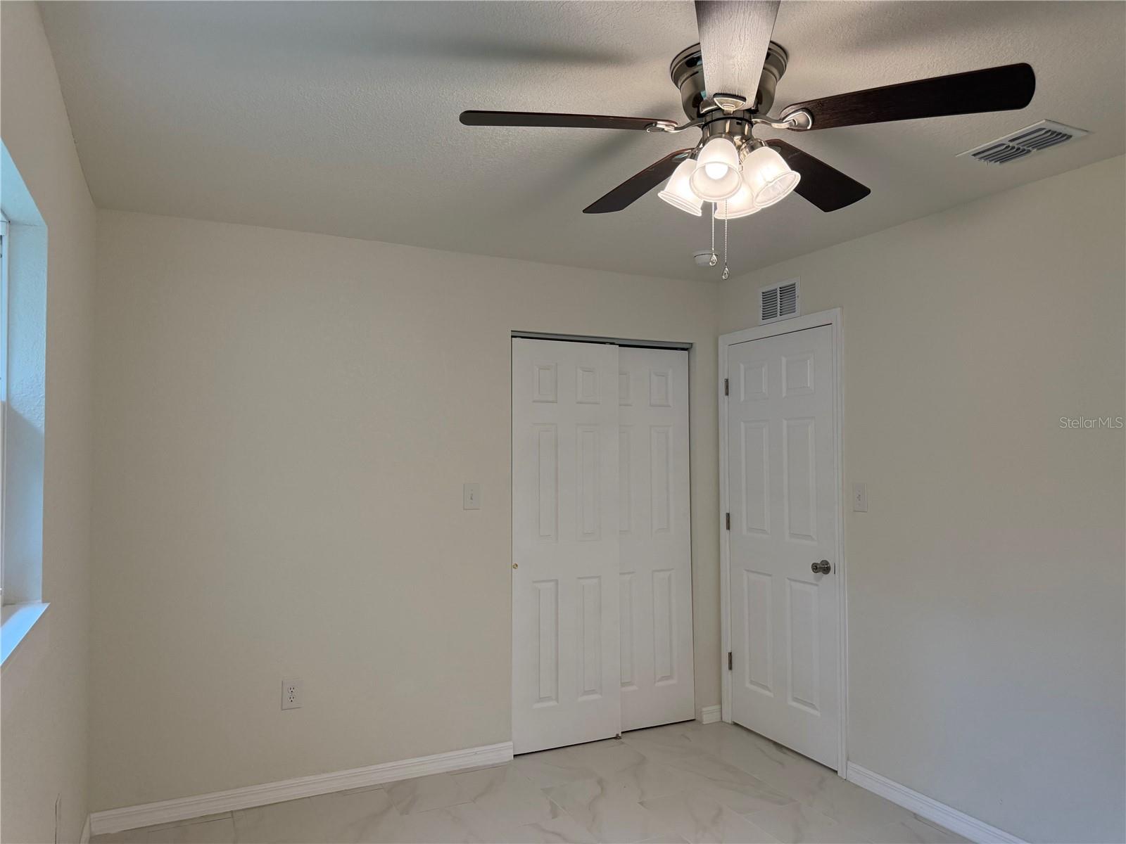 EASY ACRES - Residential
