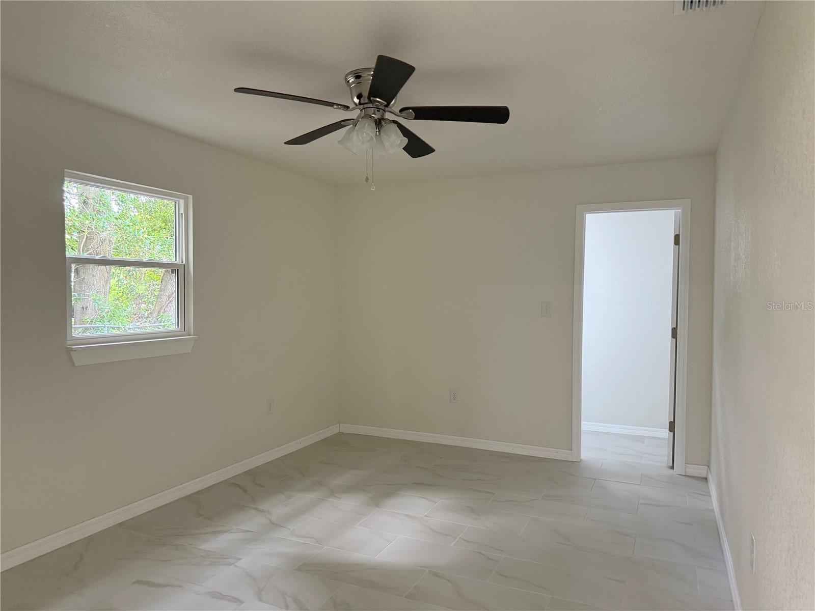 EASY ACRES - Residential