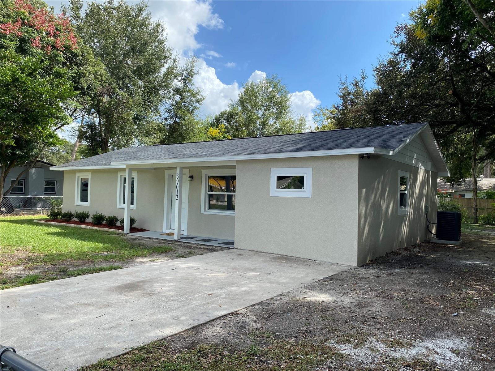 EASY ACRES - Residential