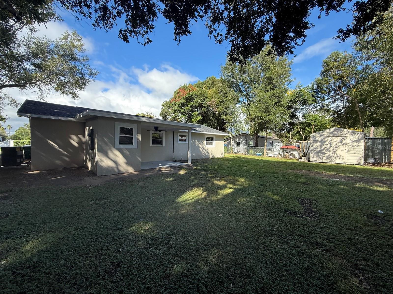 EASY ACRES - Residential