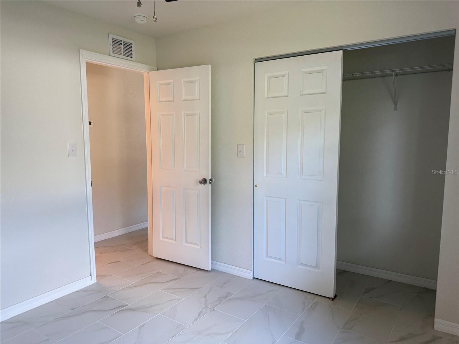 EASY ACRES - Residential