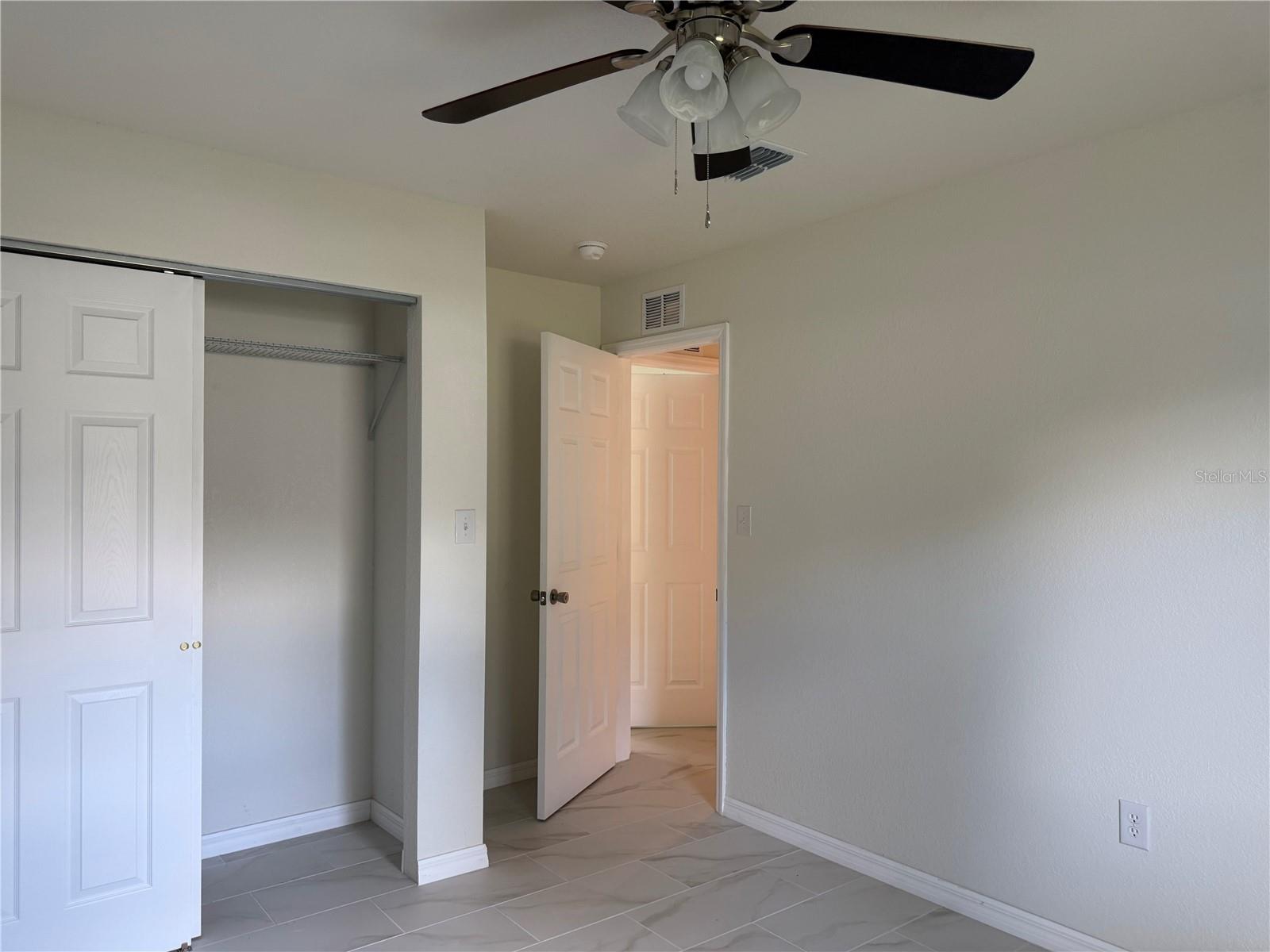 EASY ACRES - Residential